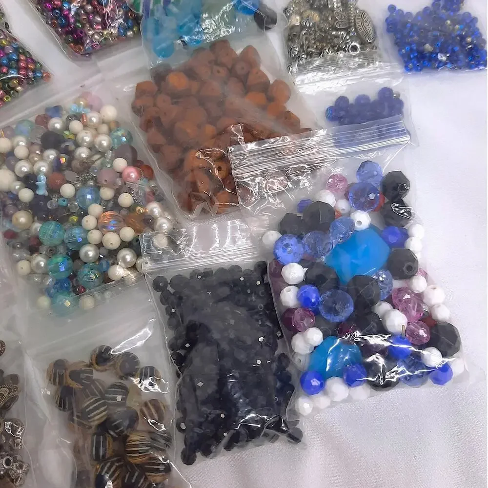 Mixed Lot Jewelry Beads Findings Destash Craft DIY Glass Wood Metal Charms NEW - Picture 6 of 10